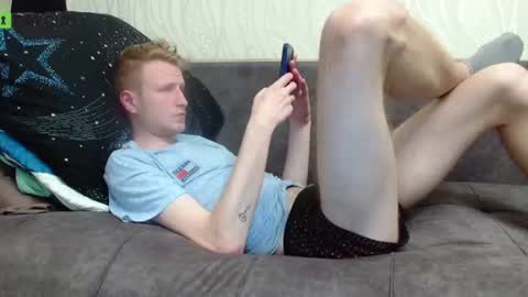 Snapshot of oscar_wildy chatting on 06/27/26, 12:26 Oscar online show from 06/27/26, 12:26