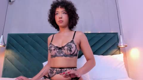 Oshun  online show from 02/12/25, 12:33