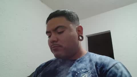 Snapshot of osiris_lust chatting on 12/22/25, 04:42 Osiris Lunar online show from 12/22/25, 04:42