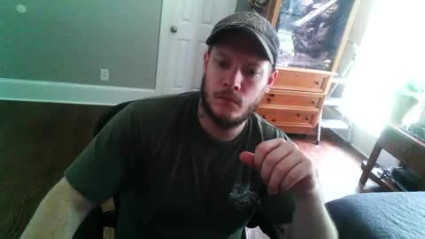 Snapshot of osiris_xxx chatting on 06/17/26, 06:42 college beef online show from 06/17/26, 06:42
