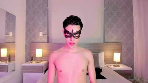 Osirismansour online show from 12/23/24, 07:38