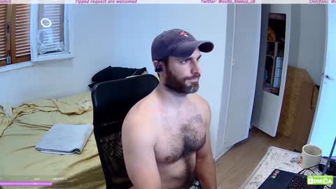 Snapshot of osito_blanco chatting on 01/30/25, 06:32 Osito Blanco online show from 01/30/25, 06:32