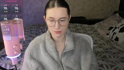 Leliana online show from 12/03/25, 08:29