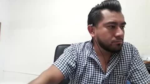Snapshot of oskregal chatting on 05/11/26, 04:48 oskregal online show from 05/11/26, 04:48