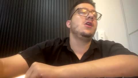 juan online show from 10/19/25, 09:54