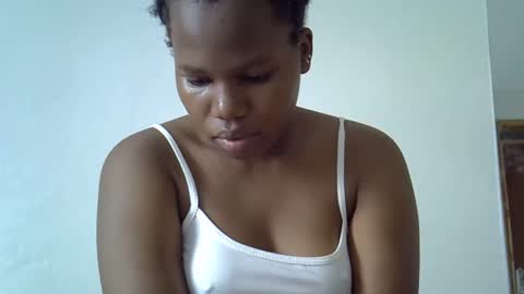 Snapshot of osoprettyebony chatting on 10/08/25, 11:41 osoprettyebony online show from 10/08/25, 11:41