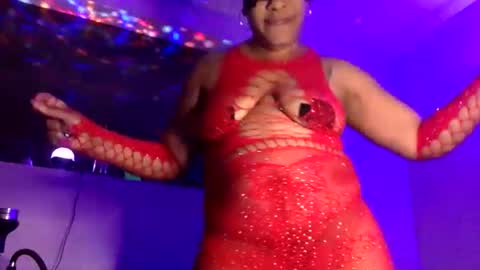 Snapshot of ososweet112 chatting on 02/15/26, 04:53 ososweet112 online show from 02/15/26, 04:53