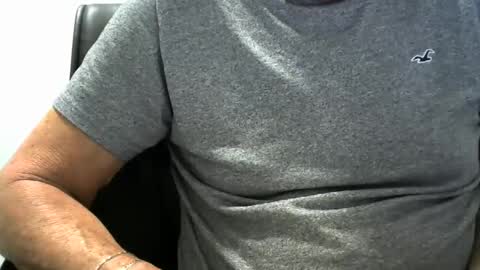 Ossi online show from 09/13/25, 02:33