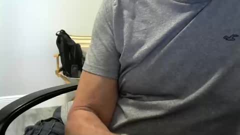 Ossi online show from 10/13/25, 09:37