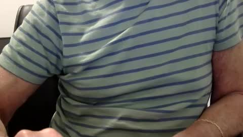 Ossi online show from 05/19/26, 01:56