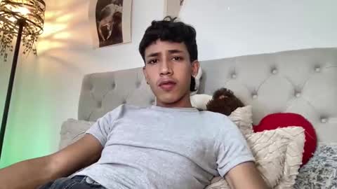 ostin 18hot online show from 12/03/25, 05:15