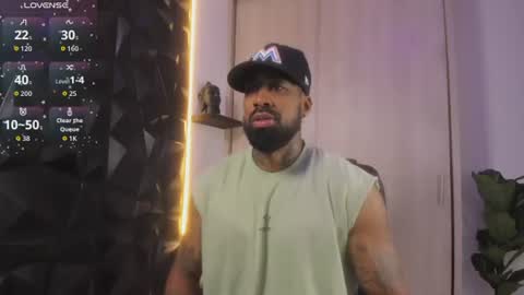 Snapshot of ostin_danielss chatting on 06/26/26, 10:47 Ostin Daniels online show from 06/26/26, 10:47