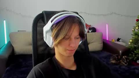 Ostin online show from 12/21/25, 05:58