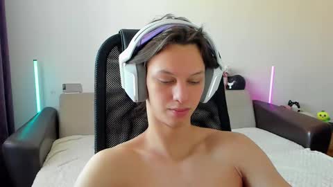 Snapshot of ostin_meoww chatting on 02/19/26, 04:41 Ostin online show from 02/19/26, 04:41