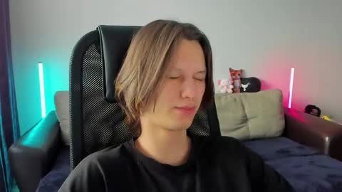 Snapshot of ostin_meoww chatting on 03/23/26, 02:26 Ostin online show from 03/23/26, 02:26