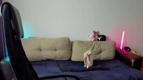 Ostin online show from 03/26/26, 04:07