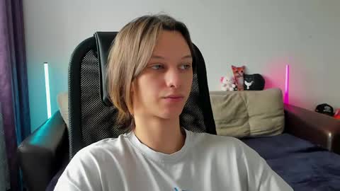 Ostin online show from 05/07/26, 05:24