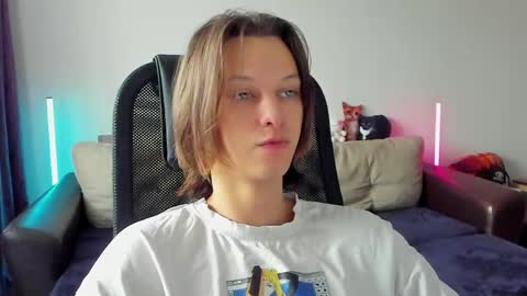 Ostin online show from 05/12/26, 08:22