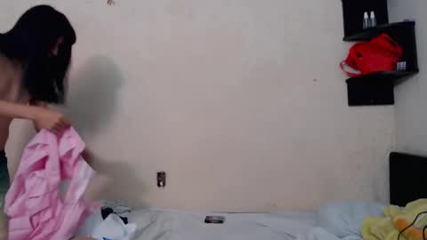 Snapshot of otakutransgurl chatting on 11/24/25, 04:23 RACHEL CHOW online show from 11/24/25, 04:23