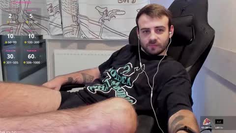 Otis online show from 10/15/25, 09:04