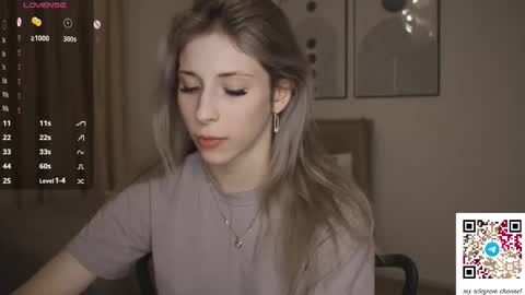 Snapshot of ottiliebolyard chatting on 02/09/26, 06:56 Anne online show from 02/09/26, 06:56