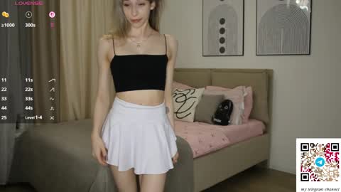 Snapshot of ottiliebolyard chatting on 04/01/26, 10:07 Anne online show from 04/01/26, 10:07