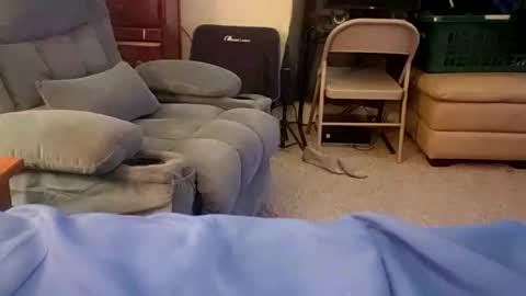 ou8124824 online show from 12/16/25, 08:19