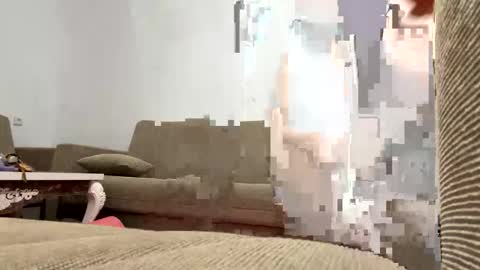 Snapshot of oumaimasoufaine66 chatting on 11/07/25, 08:09 oumaimasoufaine66 online show from 11/07/25, 08:09