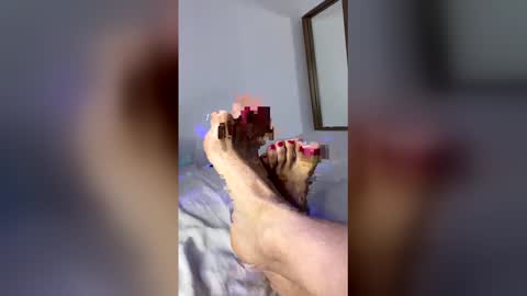 Snapshot of oumaimasoufaine66 chatting on 01/12/26, 09:20 oumaimasoufaine66 online show from 01/12/26, 09:20