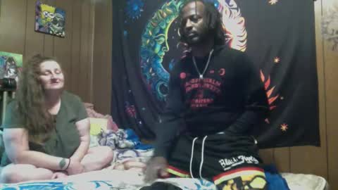 Snapshot of outkast8033 chatting on 05/17/26, 09:11 Dude online show from 05/17/26, 09:11