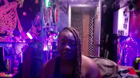 Snapshot of outkast8033 chatting on 06/07/26, 07:12 Dude online show from 06/07/26, 07:12