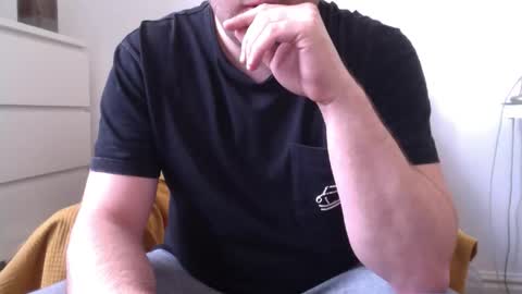 Snapshot of ovid231 chatting on 04/01/26, 10:05 92 online show from 04/01/26, 10:05