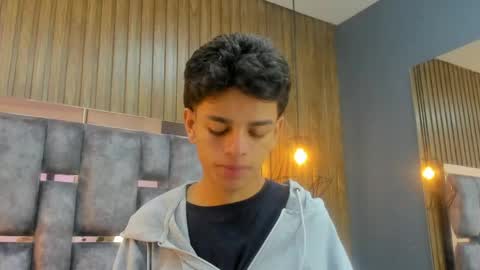 Snapshot of owen__johnson chatting on 04/25/26, 11:24 Owen Johnson online show from 04/25/26, 11:24