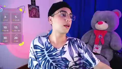 Snapshot of owenblue__ chatting on 07/16/26, 09:15 Owen Independent model online show from 07/16/26, 09:15