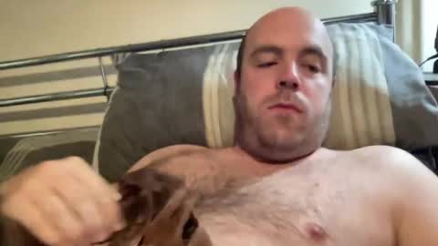 Snapshot of owenfn2 chatting on 04/18/26, 06:28 Owen2022 online show from 04/18/26, 06:28