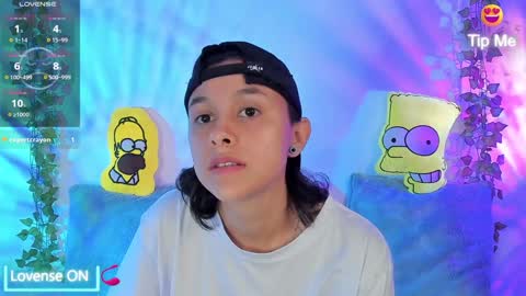 Snapshot of owenfoxx1 chatting on 12/18/24, 01:59 Owen foxx online show from 12/18/24, 01:59