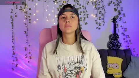 Snapshot of owenfoxx1 chatting on 11/04/25, 12:15 Owen foxx online show from 11/04/25, 12:15