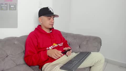 O W E N - S T O N E online show from 10/12/25, 04:22