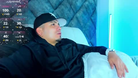 O W E N - S T O N E online show from 12/05/25, 01:20