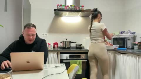 owlyfuns online show from 03/21/26, 06:33