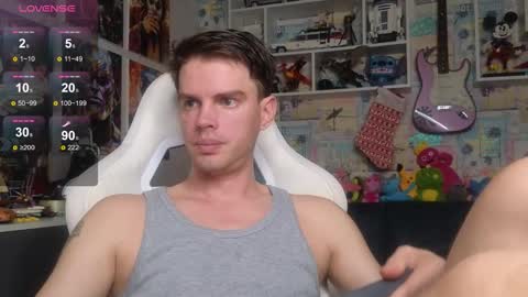 Snapshot of oxmikexo chatting on 01/06/26, 12:31 Mike online show from 01/06/26, 12:31