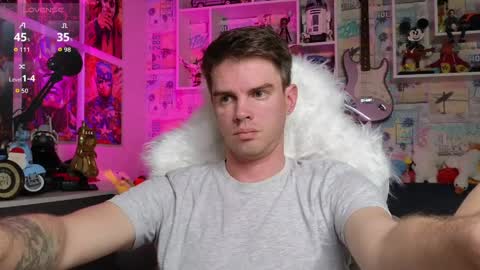 Mike online show from 05/05/26, 12:24