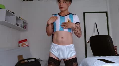 Jeannifer online show from 02/01/25, 09:19