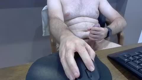 Snapshot of ozcurious chatting on 09/20/25, 06:58 ozcurious online show from 09/20/25, 06:58