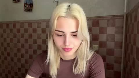 Snapshot of ozellagranville chatting on 07/05/26, 06:31 Eva online show from 07/05/26, 06:31