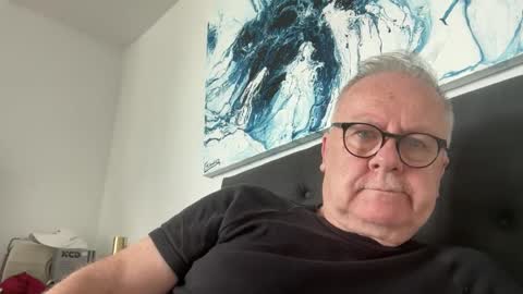 Snapshot of ozhairybearxxxx chatting on 03/23/26, 12:58 ozhairybearxxxx online show from 03/23/26, 12:58