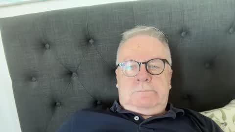 Snapshot of ozhairybearxxxx chatting on 03/29/26, 02:33 ozhairybearxxxx online show from 03/29/26, 02:33