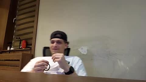 ozilla0699 online show from 01/12/25, 09:19
