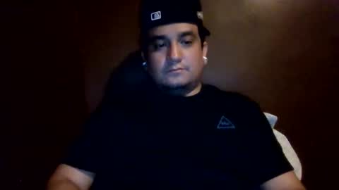 Snapshot of ozlo chatting on 10/15/25, 05:51 ozlo online show from 10/15/25, 05:51