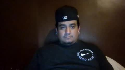 Snapshot of ozlo chatting on 10/21/25, 02:40 ozlo online show from 10/21/25, 02:40